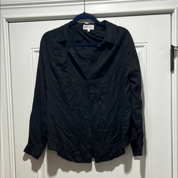 Bella Dahl Tops - Bella Dahl Black Button-Up Blouse Size L